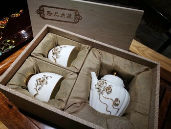 牡丹瓷茶具