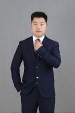张乾龙 销售经理