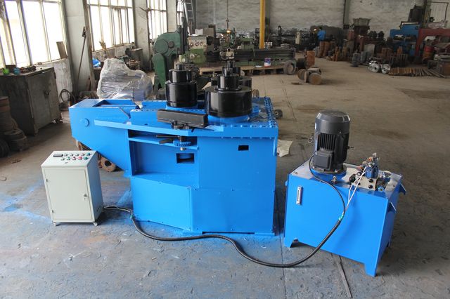 f8型液压法兰成型机